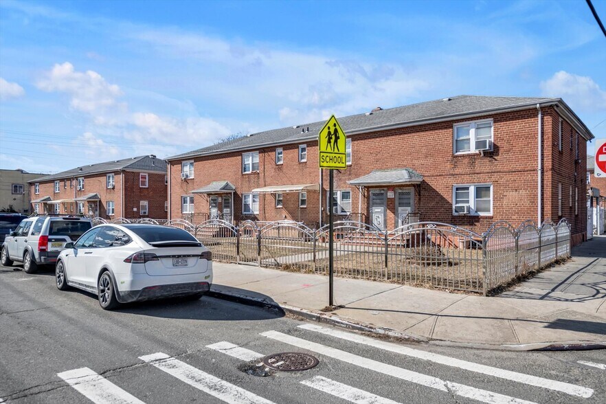 More Photos Of 18705-18721 Baisley Blvd, Jamaica Apartments For Sale