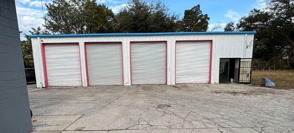 More Photos Of 10448 Atlantic Blvd, Jacksonville Freestanding For Sale