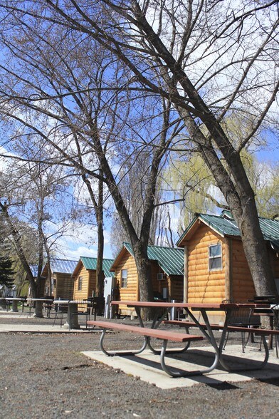 More Photos Of 18617 W Williams Lake Rd, Cheney Trailer Camper Park For Lease