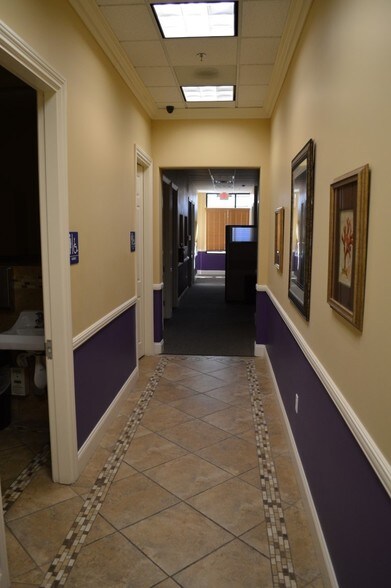 More Photos Of 2820 S Jones Blvd, Las Vegas Office For Sale