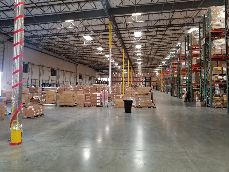 More Photos Of 13500 Marlay Ave, Fontana Warehouse For Lease
