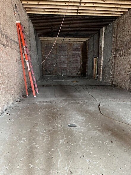 More Photos Of 206 Main St, Evansville Restaurant For Sale