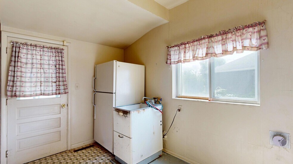 More Photos Of 11250 Dixie Hwy, Birch Run Land For Sale