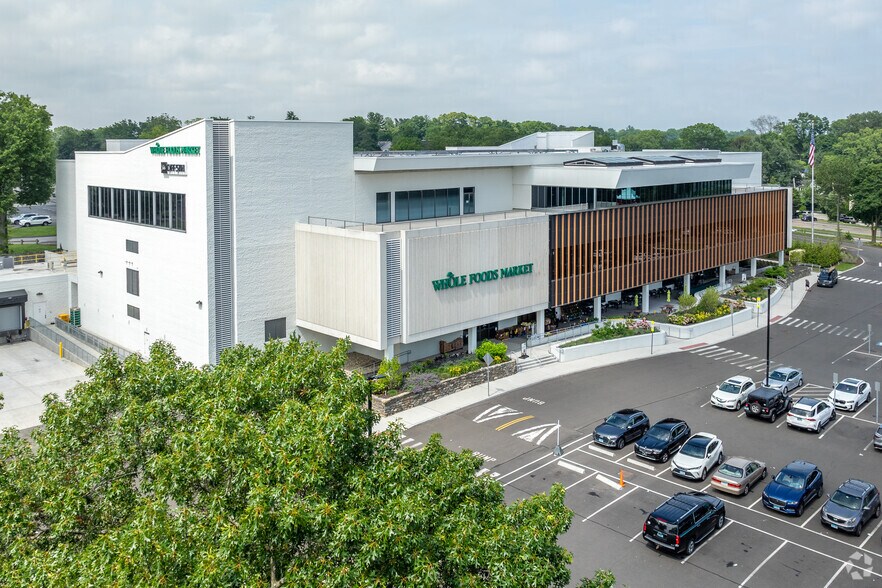 Primary Photo Of 110 High Ridge Rd, Stamford Supermarket For Lease