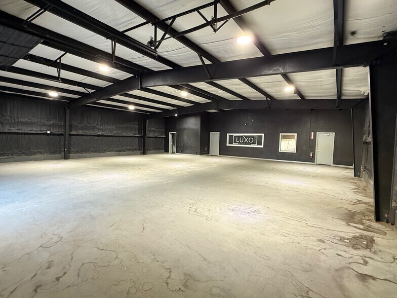 More Photos Of 5710 Star Ln, Houston Warehouse For Lease