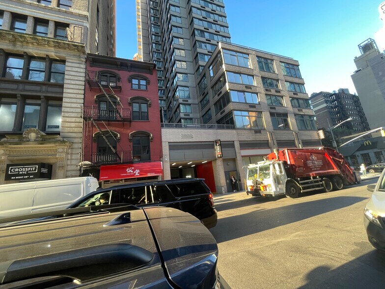 More Photos Of 52 W 28th St, New York Storefront Retail Residential For Sale