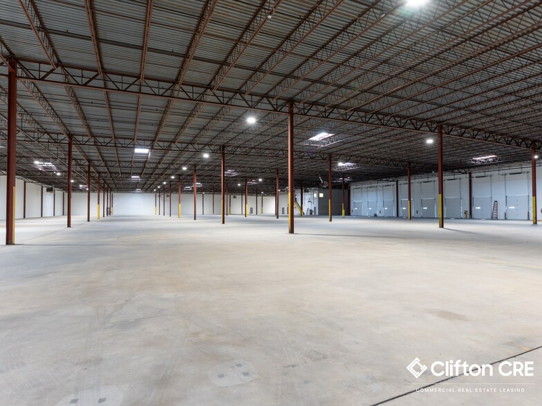 More Photos Of 50 Camptown Rd, Maplewood Warehouse For Lease