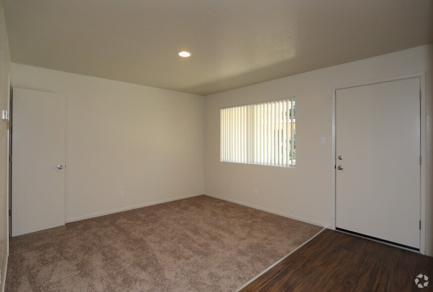 More Photos Of 618-631 Plaza Ave, Sacramento Apartments For Sale