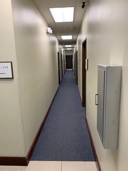 More Photos Of 7345 W Sand Lake Rd, Orlando Office For Sale