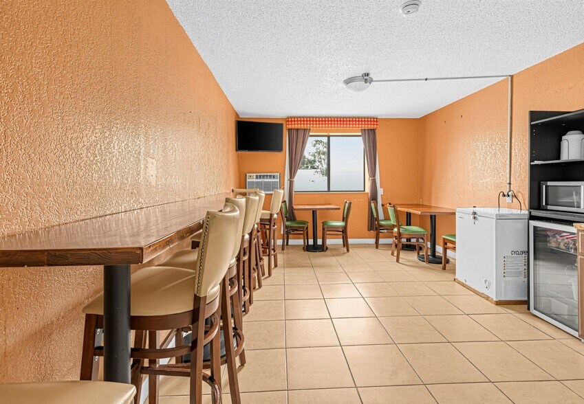 More Photos Of 251 Allegheny Blvd, Brookville Hotel For Sale