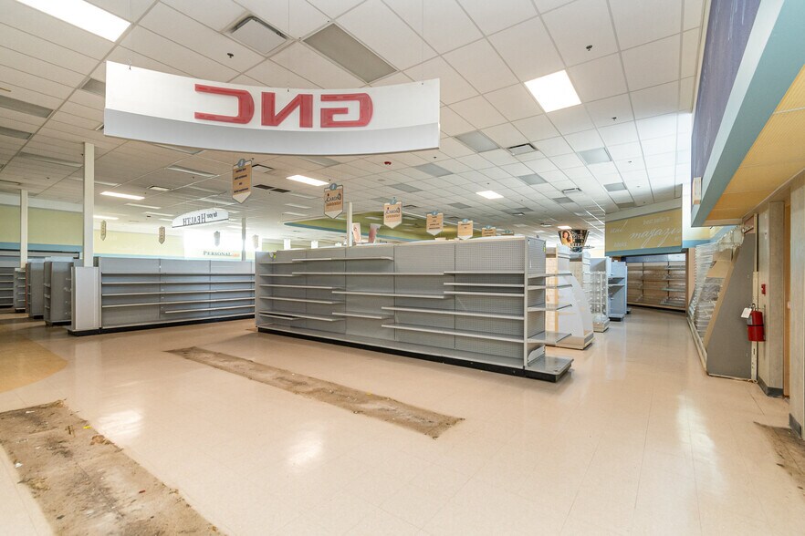 More Photos Of 1470 Tittabawassee Rd, Saginaw Drugstore For Sale