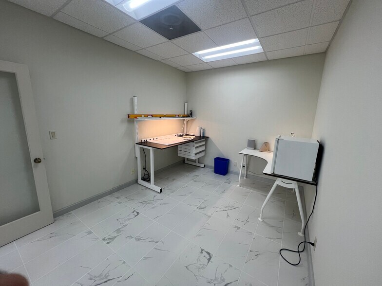 More Photos Of 117-121 Paul Dr, San Rafael Medical For Lease