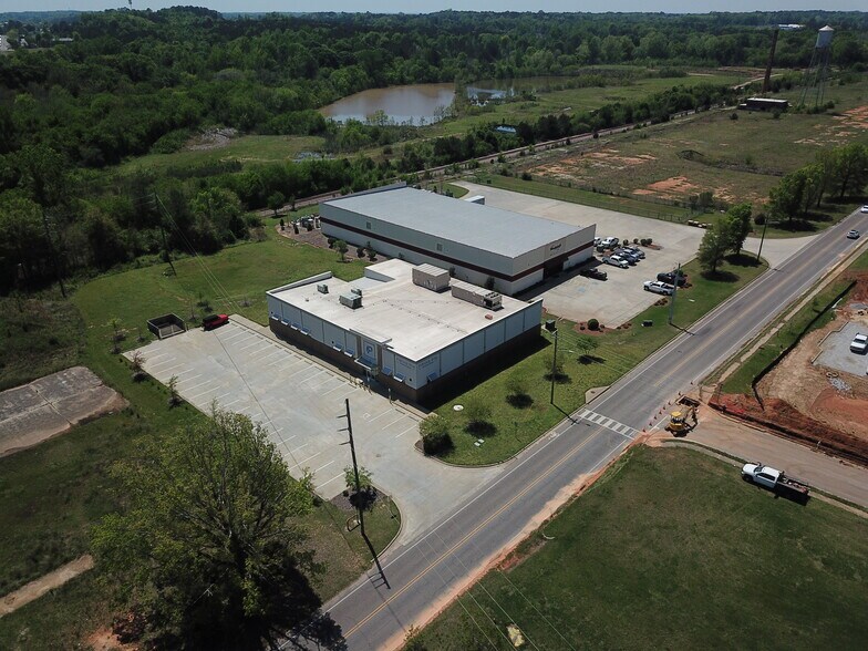 More Photos Of 2195 1st Ave, Opelika Office For Sale