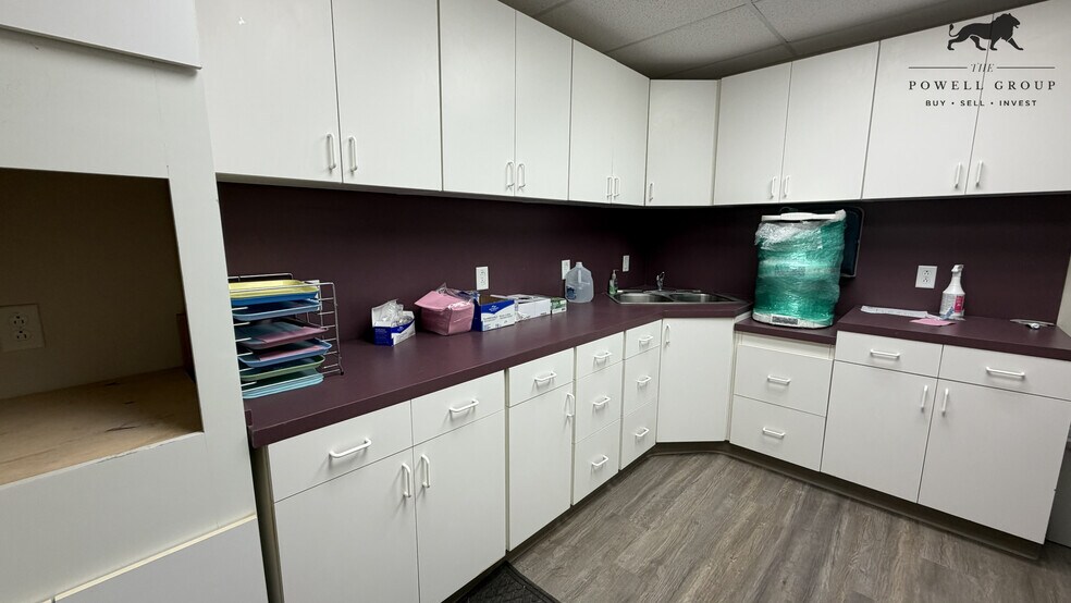 More Photos Of 5730 66th St, Lubbock Medical For Sale