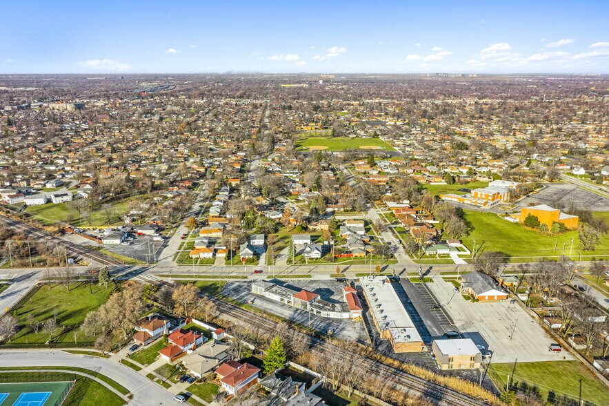 More Photos Of 565 E 170th St, South Holland Carwash For Sale