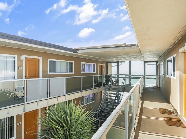 More Photos Of 380 Esplanade Ave, Pacifica Apartments For Sale