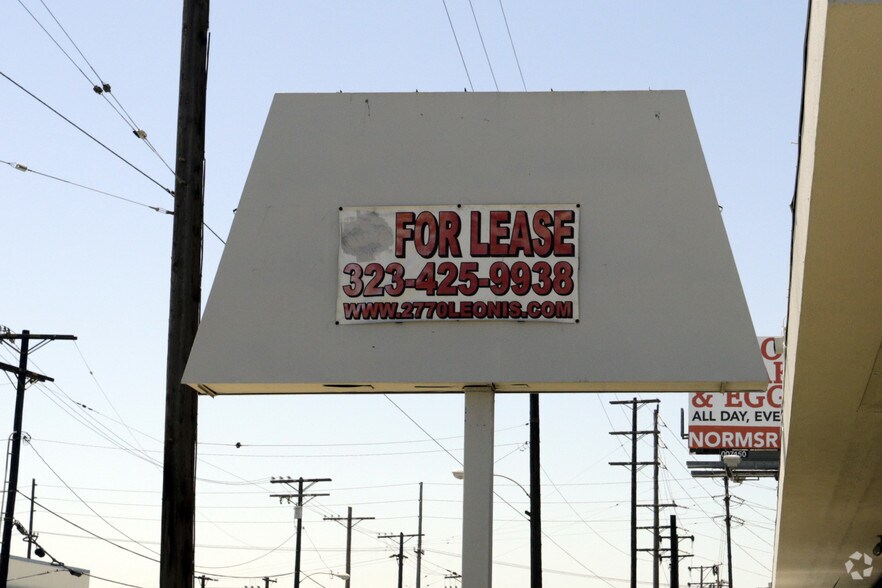 More Photos Of 2770-2774 Leonis Blvd, Los Angeles Light Manufacturing For Lease