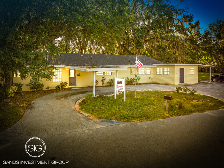 Primary Photo Of 710 Carpenter Ave, Leesburg Daycare Center For Sale