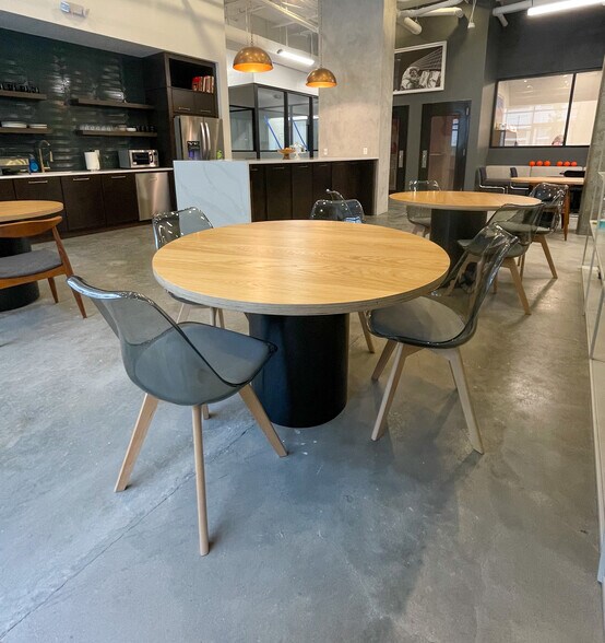 More Photos Of 52 Union St, Elizabeth Apartments For Lease