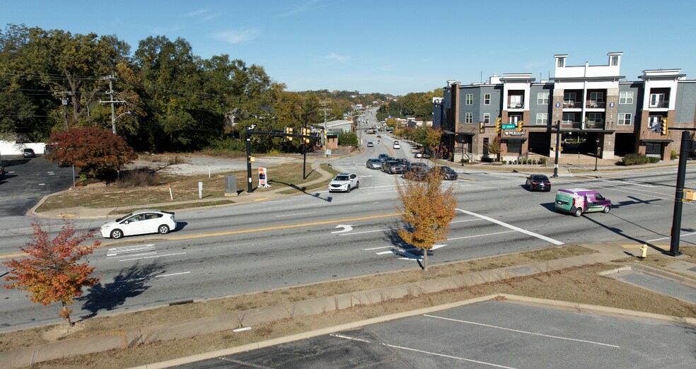 More Photos Of 13 Wade Hampton Blvd, Greenville Land For Lease