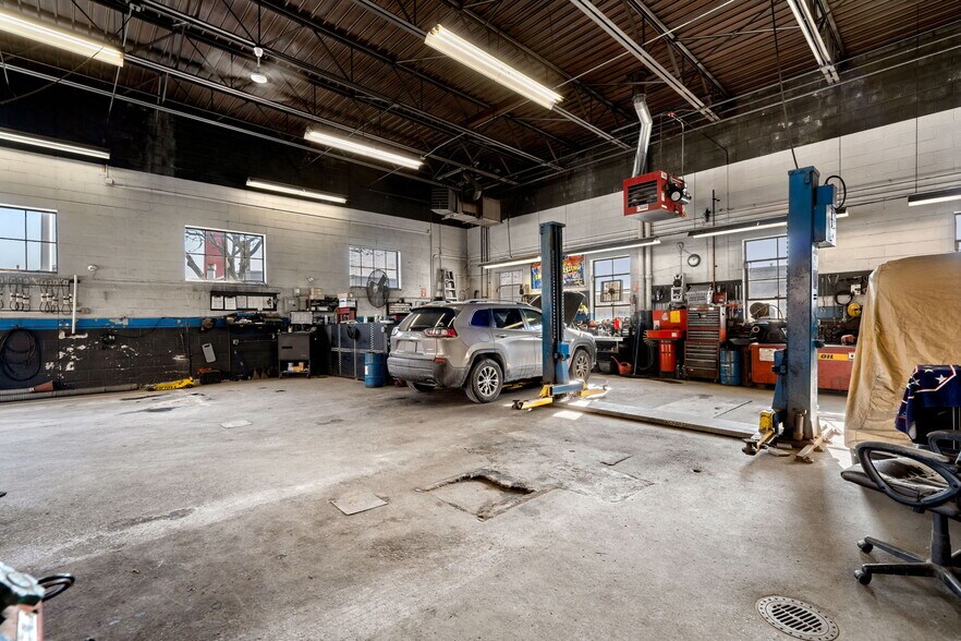 More Photos Of 135 Pleasant St, Lynn Industrial For Sale