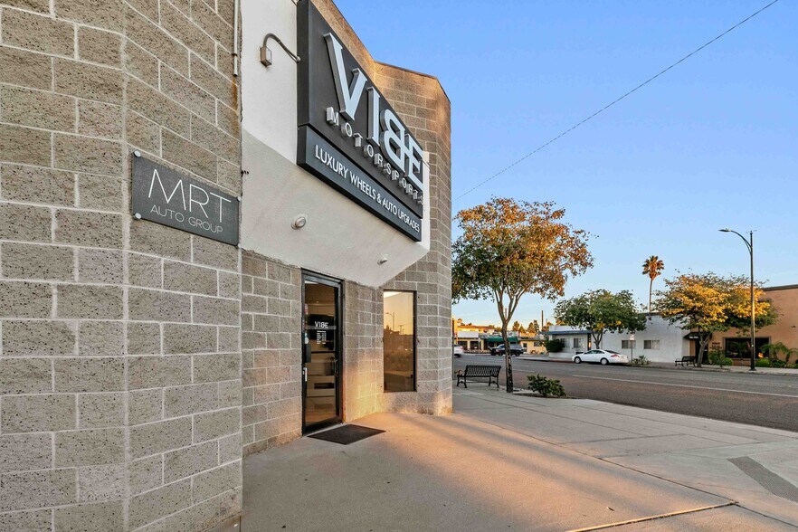 More Photos Of 3133 W Burbank Blvd, Burbank Coworking Space