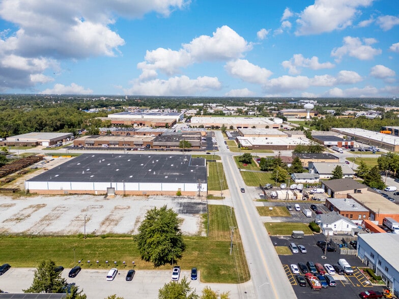 More Photos Of 17143 Westview Ave, Thornton Industrial For Sale