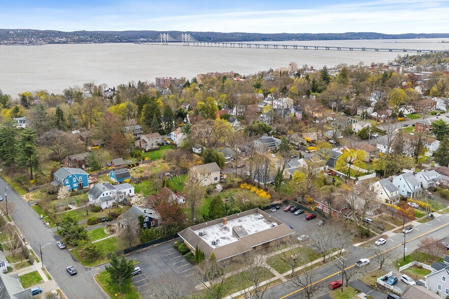 More Photos Of 311 N Midland Ave, Nyack Medical For Lease