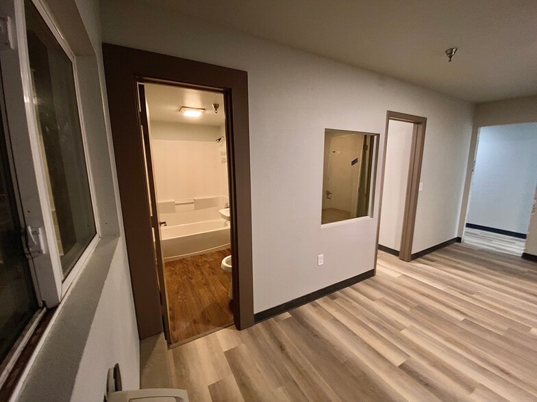 More Photos Of 801 S Shields St, Fort Collins Dormitory For Sale