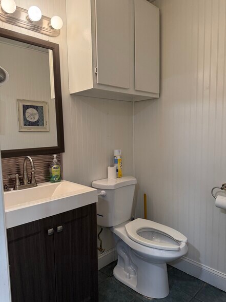 More Photos Of 2395 Tamiami Trl, Port Charlotte Storefront Retail Office For Lease