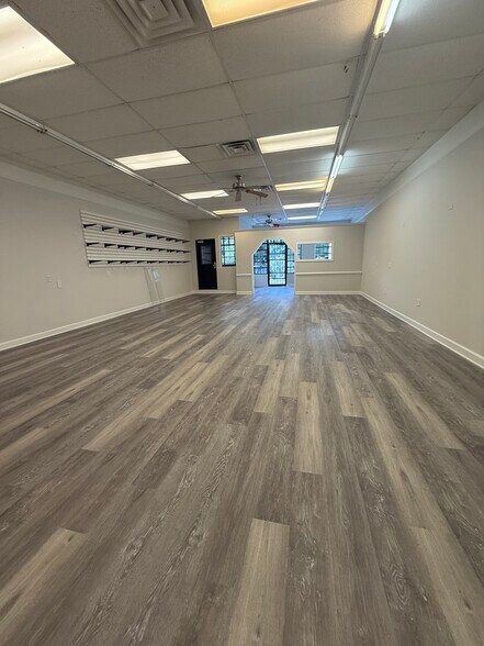 More Photos Of 4421 Glenwood Pky, Decatur Unknown For Lease