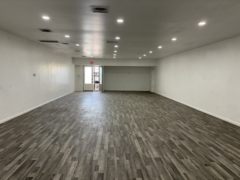 More Photos Of 14510 Crenshaw Blvd, Gardena Storefront Retail Office For Sale
