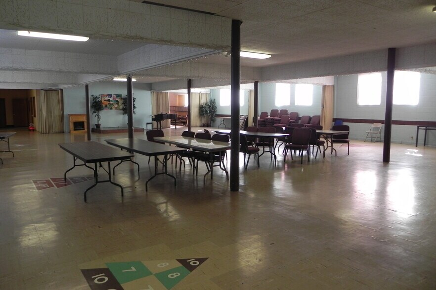 More Photos Of 2520 Peck Rd, Monrovia Religious Facility For Lease