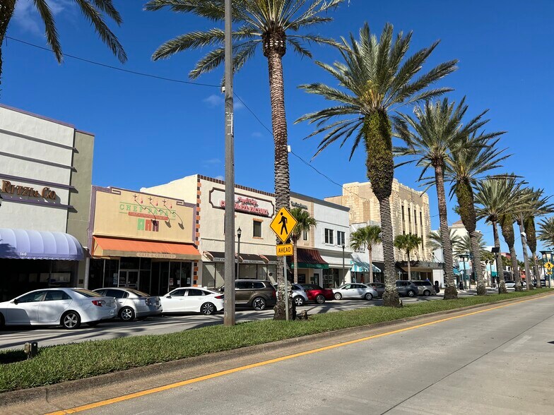 More Photos Of 1830 S Palmetto Ave, Daytona Beach Apartments For Sale