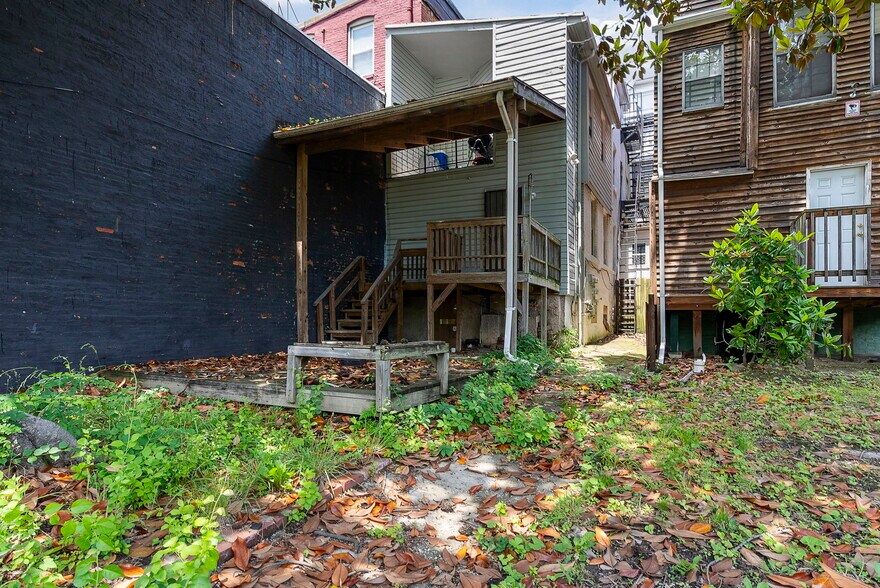 More Photos Of 1433 W Lombard St, Baltimore Multifamily For Sale