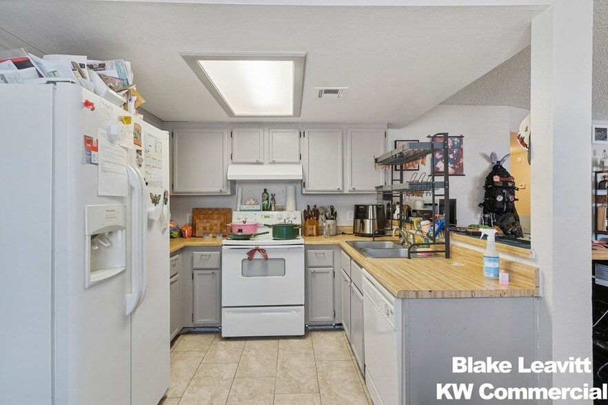 More Photos Of 4781 E Craig Rd, Las Vegas Apartments For Sale