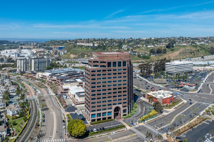 More Photos Of 7676 Hazard Center Dr, San Diego Office For Lease
