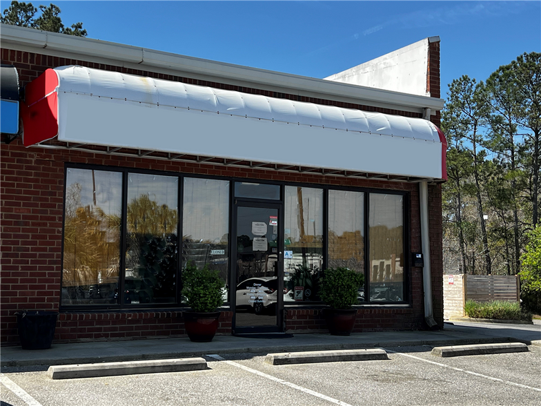 Primary Photo Of 710 Bacons Bridge Rd, Summerville Storefront For Lease