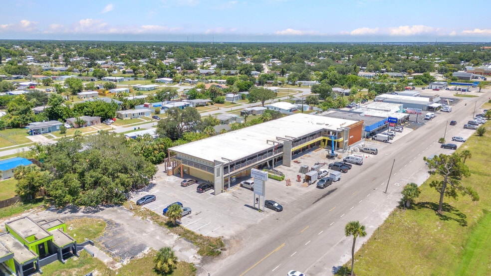 More Photos Of 3596 Tamiami Trl, Port Charlotte Unknown For Lease