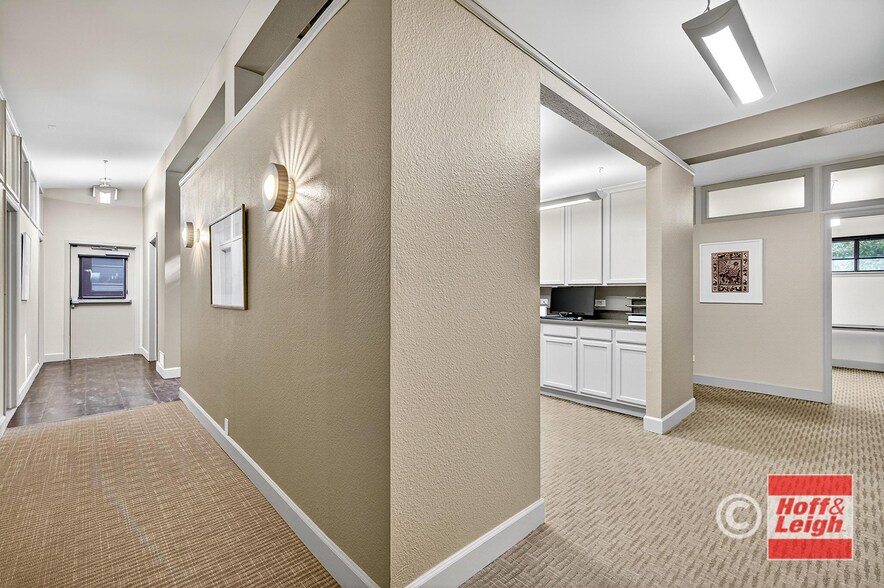 More Photos Of 4634 S Broadway, Englewood Medical For Sale