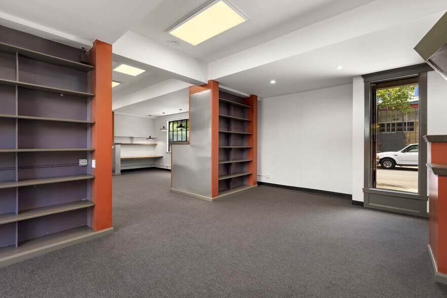 More Photos Of 5500 Doyle St, Emeryville Office For Lease