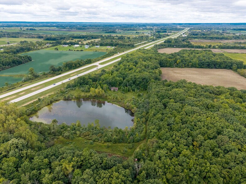 More Photos Of 4225 East St, Akron Office For Sale