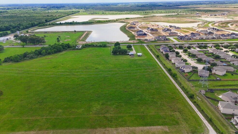 More Photos Of 16070 Warren Ranch Rd, Hockley Land For Sale