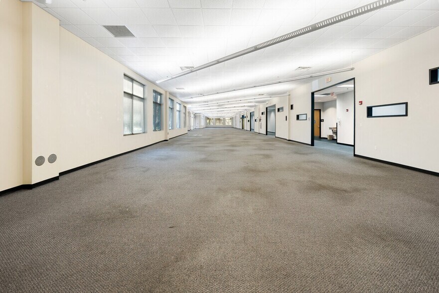 More Photos Of 200 N Richard Jackson Blvd, Panama City Beach Office For Sale