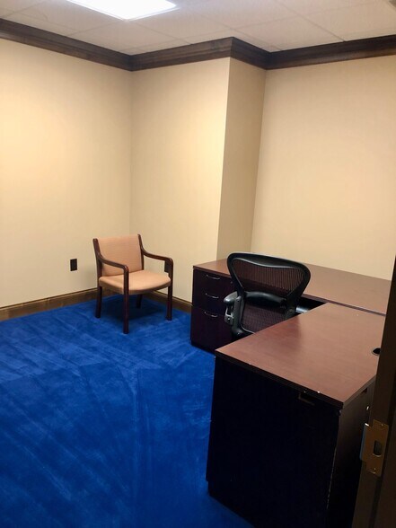 More Photos Of 5925 Farrington Rd, Chapel Hill Office For Lease