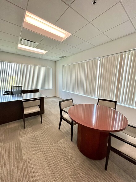 More Photos Of 5915 Landerbrook Dr, Mayfield Heights Office For Lease