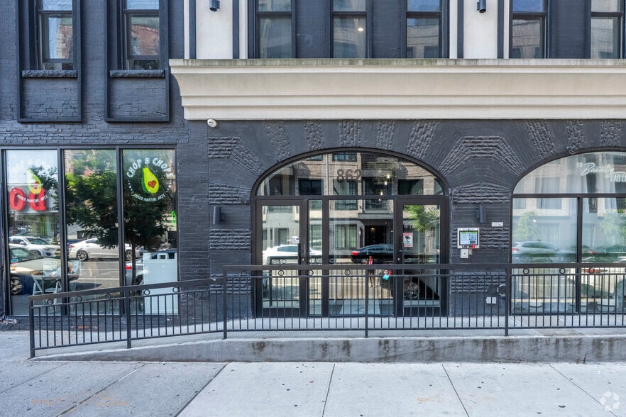 More Photos Of 862 Dekalb Ave, Brooklyn Apartments For Lease