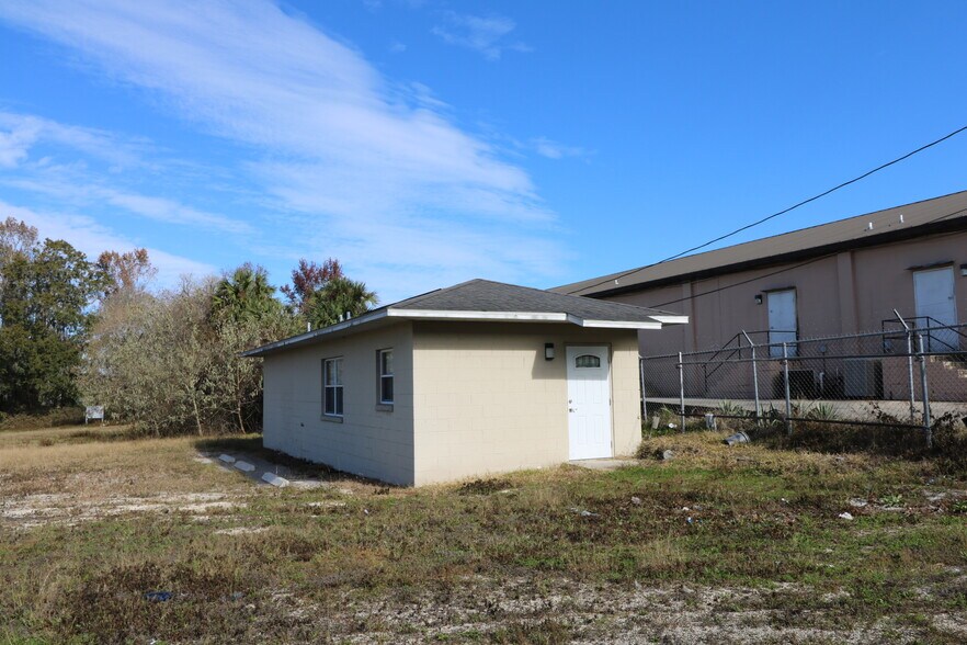More Photos Of 980 SW 6th Ave, Ocala Office For Sale