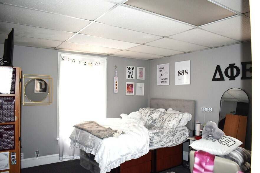More Photos Of 5 Leroy St, Binghamton Apartments For Sale