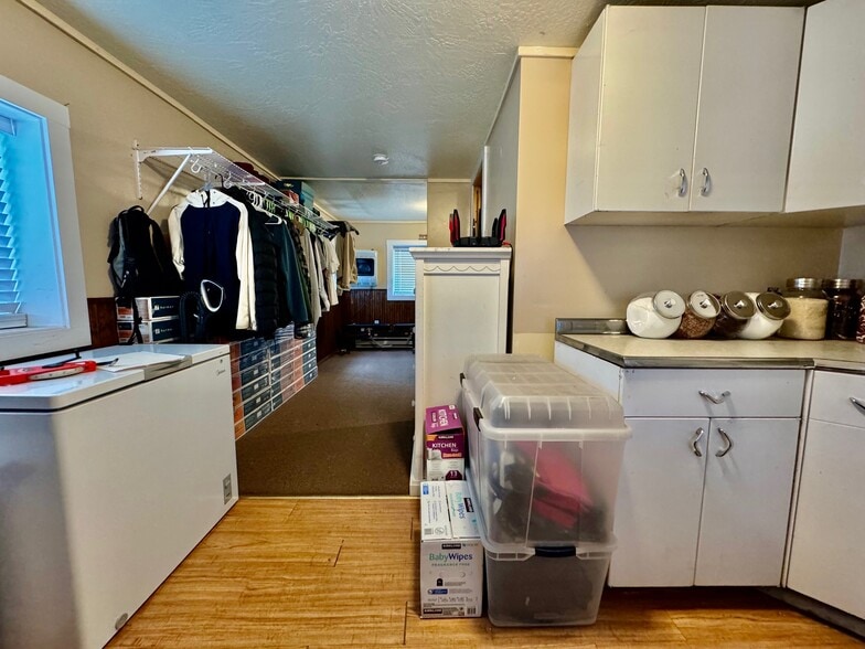 More Photos Of 413 S 3rd St, Mccall Office For Sale